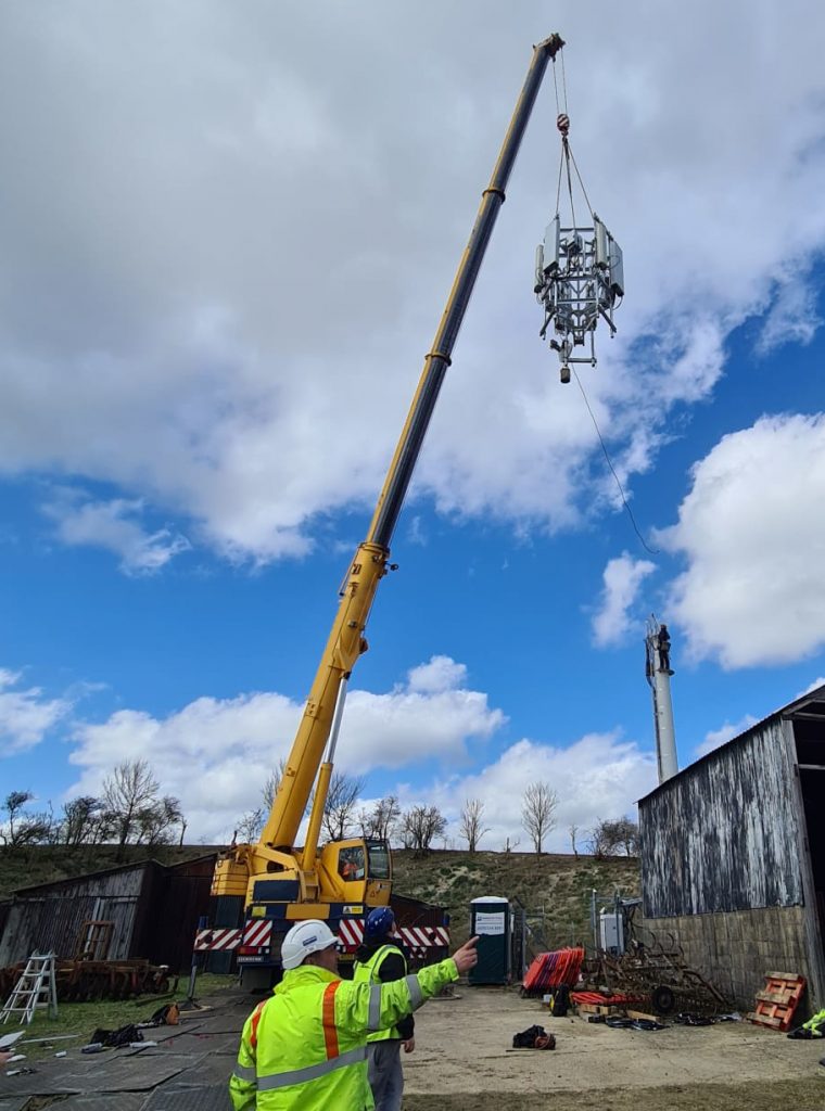 Cambridge lifting service telecoms headframe installation