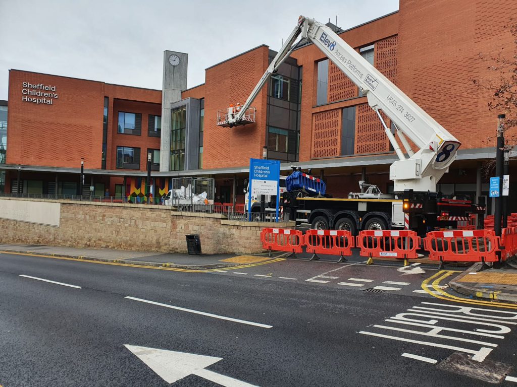 Truck mounted MEWP installs Christmas lights at Sheffield Childrens Hospital 22